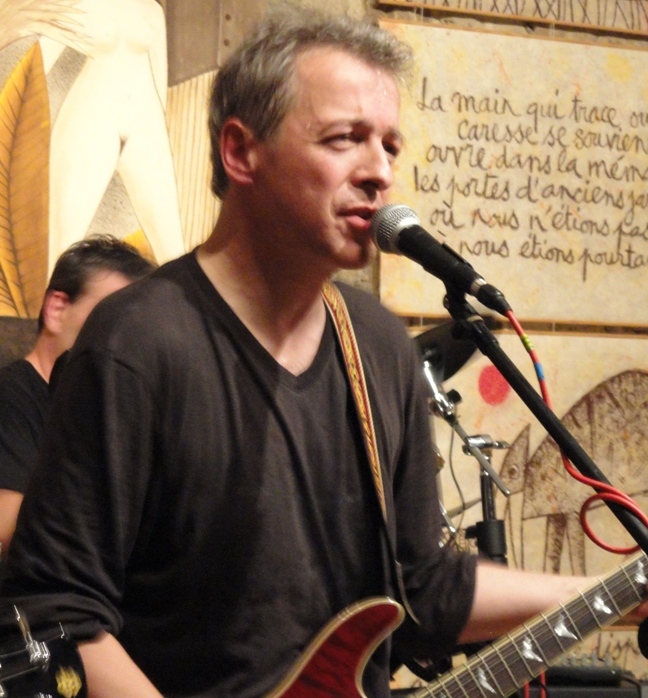 2010_16b